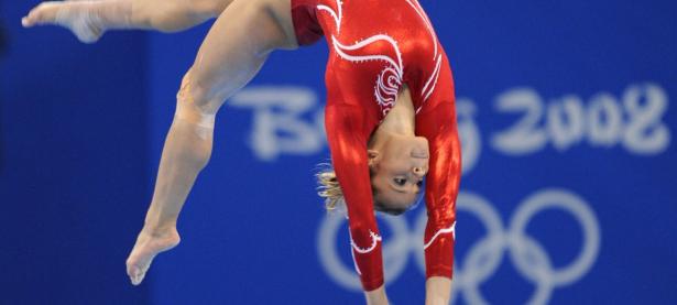 字母哥焦点对战，塔图姆与90分钟激战美国队，重返赛场胜负难料！