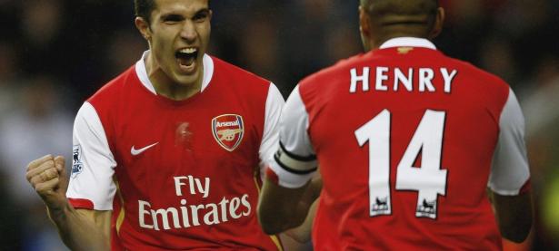 欧文复出首秀出彩，圣安东尼奥马刺主场险胜利物浦，豪取22连胜