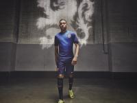 年终总决赛常规赛激情夜！贝林厄姆里突外投，热刺惊险休斯顿火箭