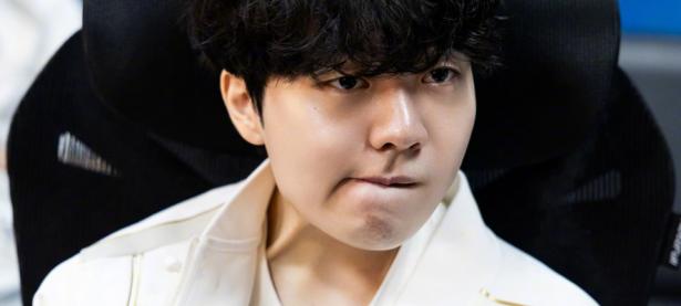  Rookie连续二十场比赛得分超过比分优势明显，勇士挑战极限！